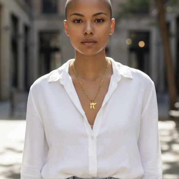 JUDAISM DESIGNER UNIQUE BOUTIQUE CHAI"LONG LIFE" TITANIUM GOLD NECKLACE - Picture 2 of 5